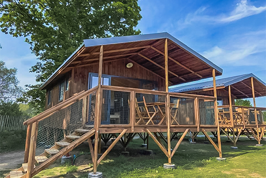 cabane lodge lits faits et linge fourni 2ch camping fouesnant
